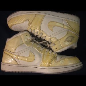 Nike Air Jordan 1 Mid Phat White Wolf Grey Size 12 Mens 364770-102